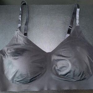 Calvin Klein Invisibles Lightly Lined Triangle Bra